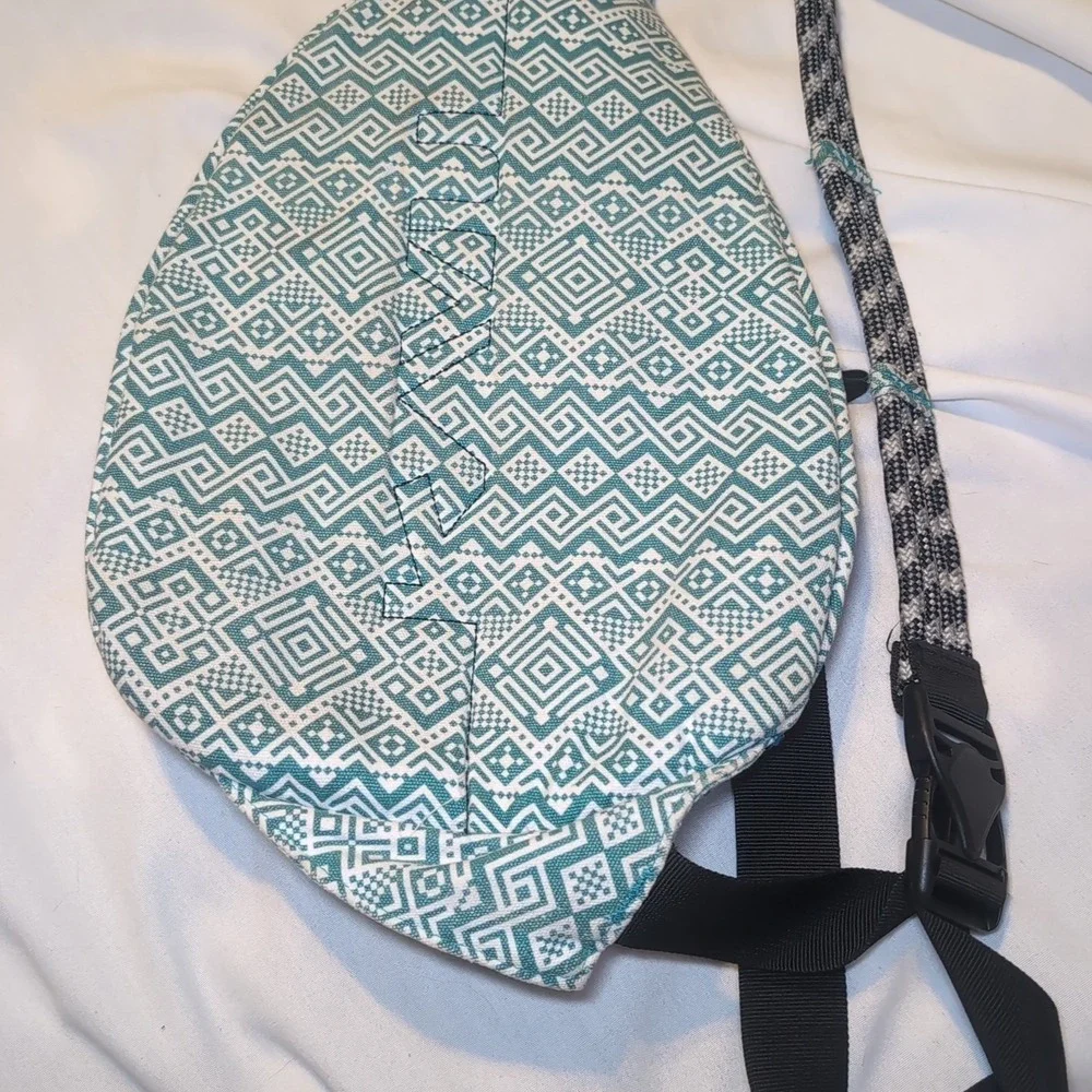 KAVU Original Rope Sling Bag Backpack Turquoise Green/Blue Aztec Tribal Print